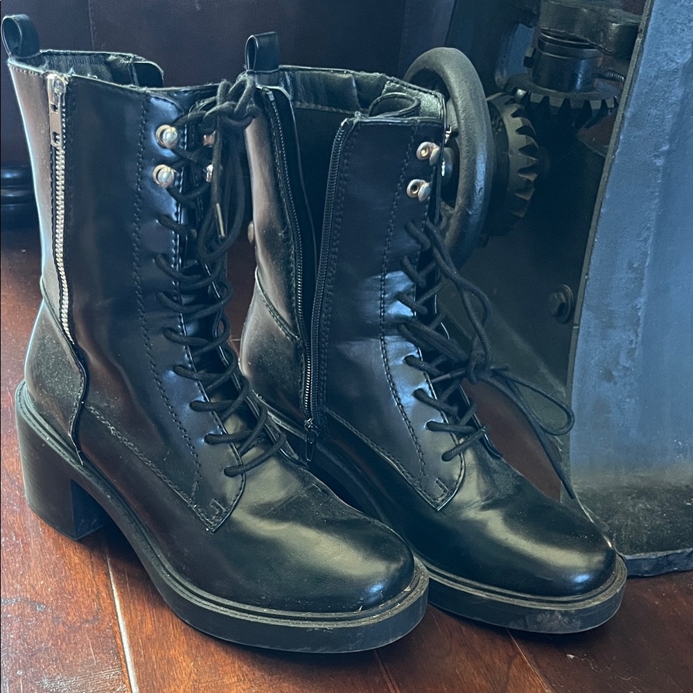 MIA Black Combat Boots with Lace-Up and Zipper